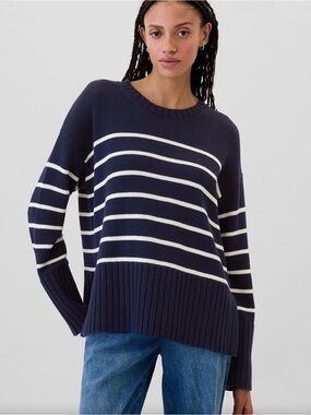 NWT, GAP 100% Cotton Oversized Split-Hem Crewneck, Navy & White Stripes, Size M